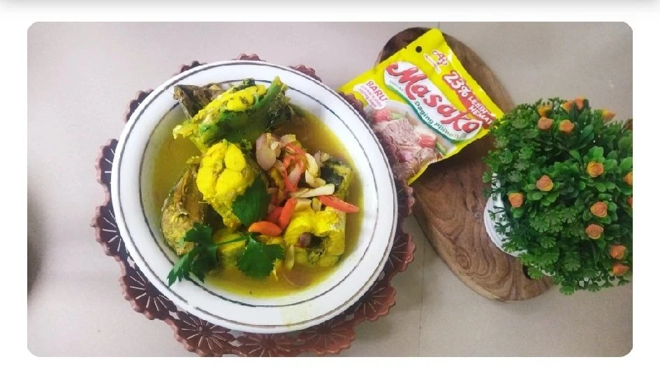 Ikan Kuah Kuning (Pallumara) khas Makassar