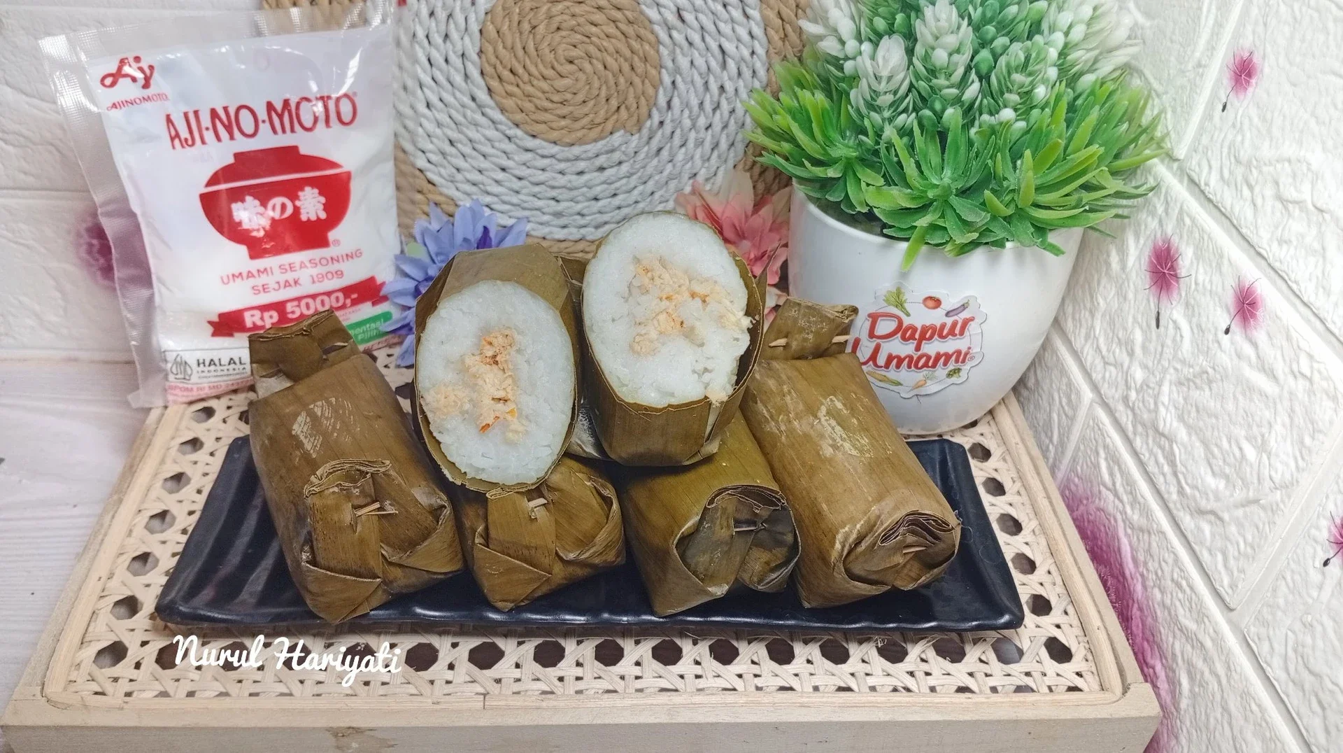 Arem Arem Ayam Suwir