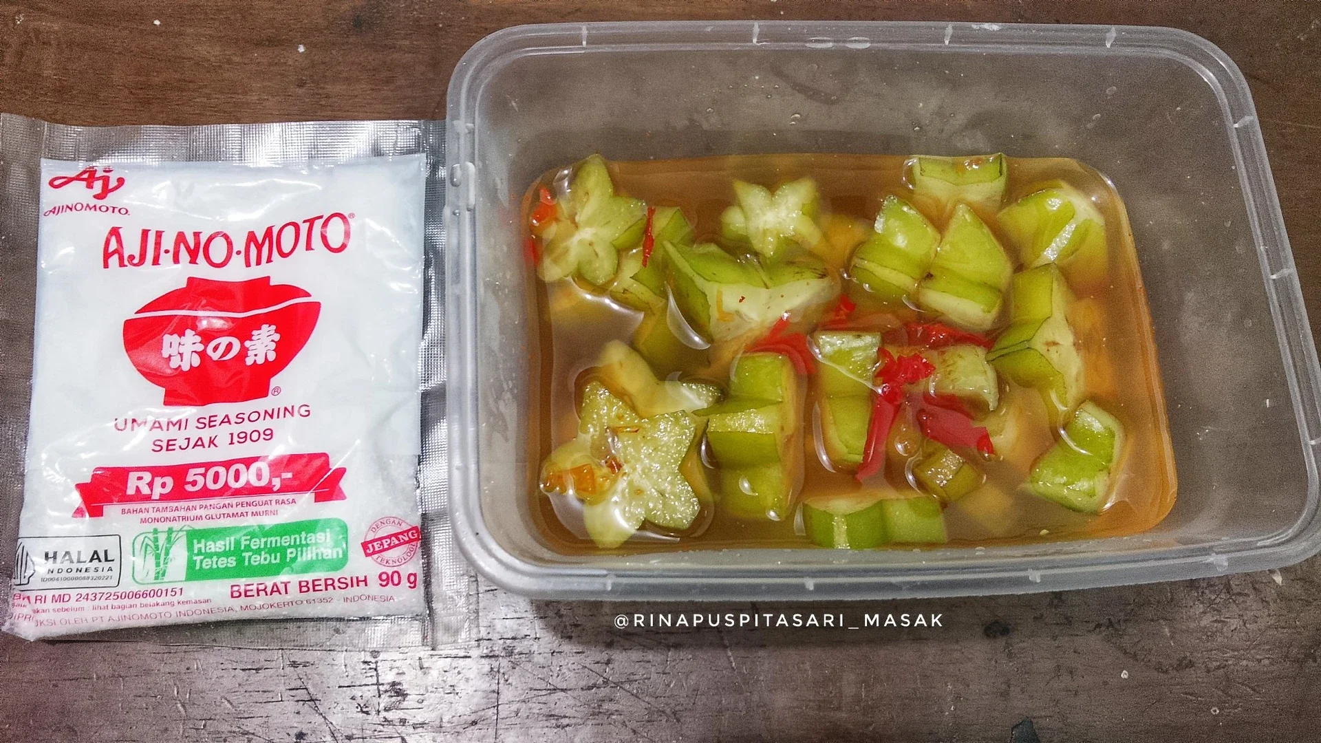 Asinan Belimbing ala AJI-NO-MOTO®