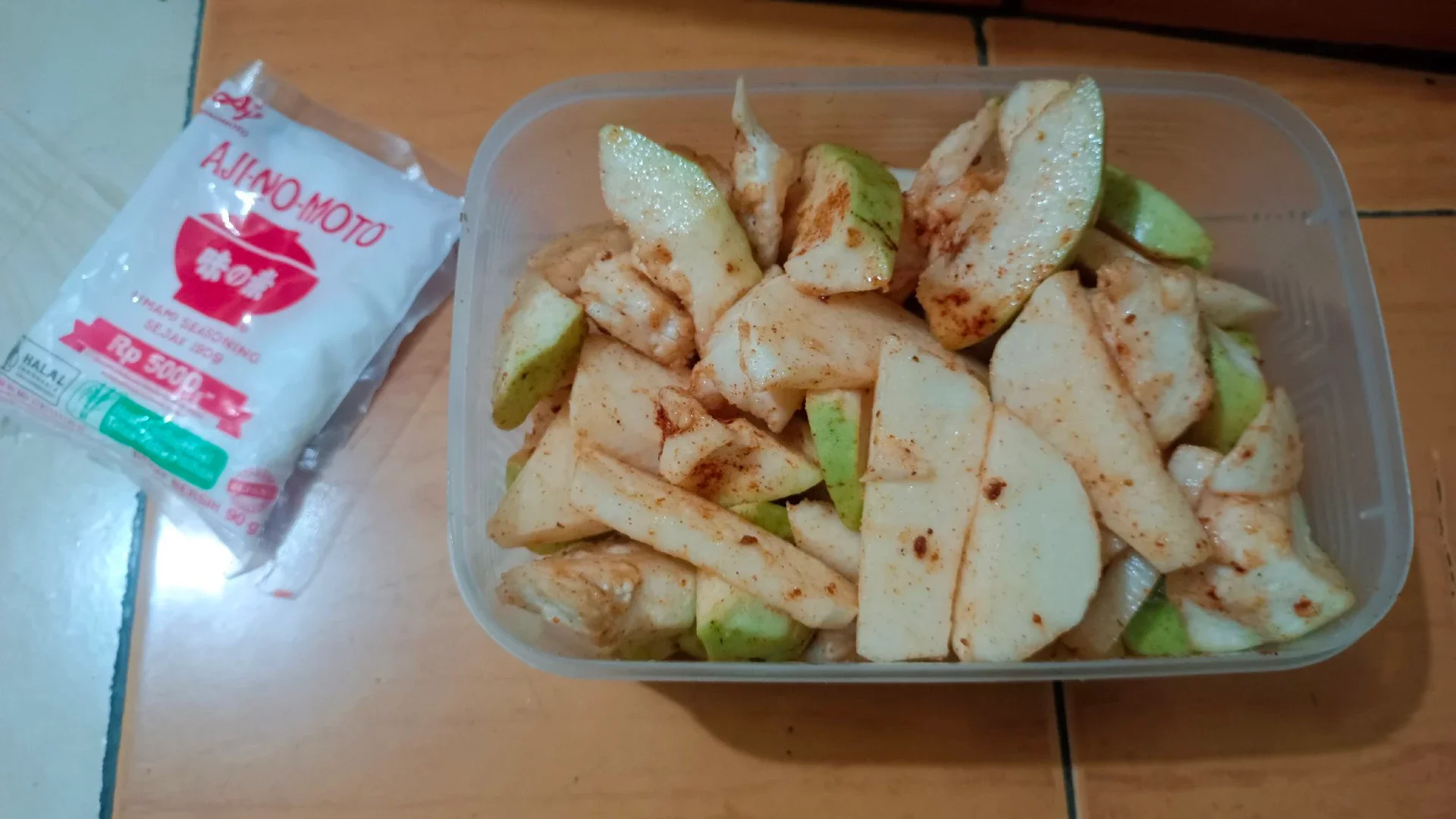 Asinan Jambu Dan Bengkuang