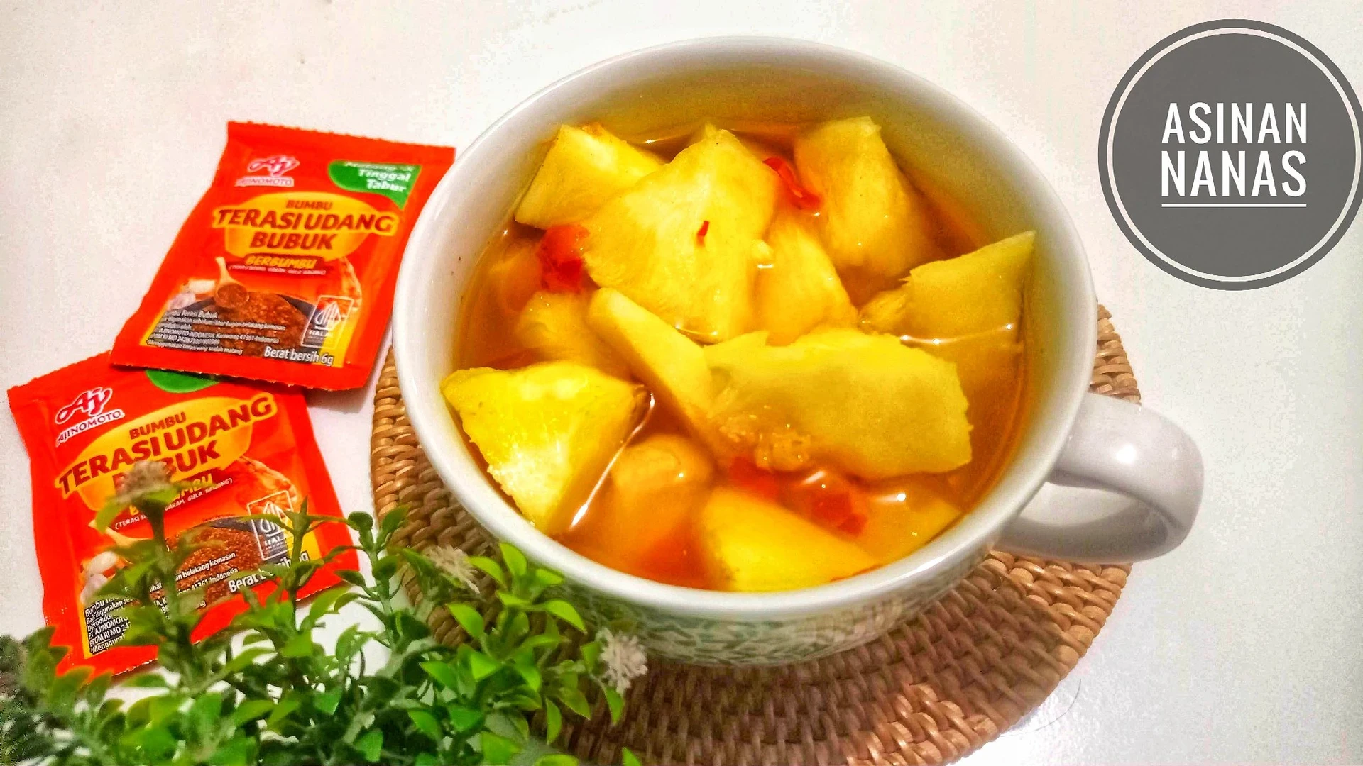 RUJAK ASINAN NANAS