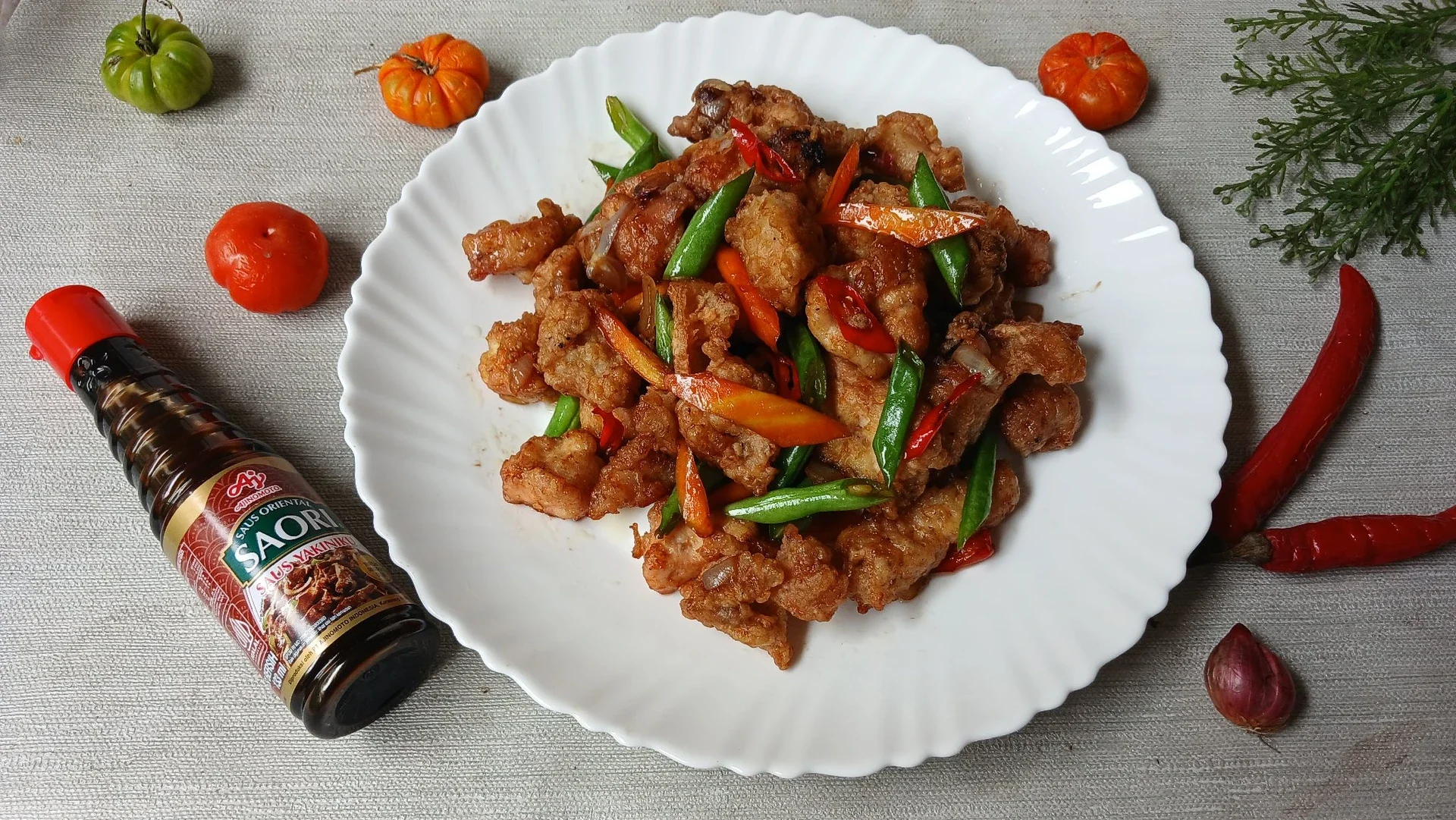 Ayam Crispy Wortel Buncis Yakiniku. 