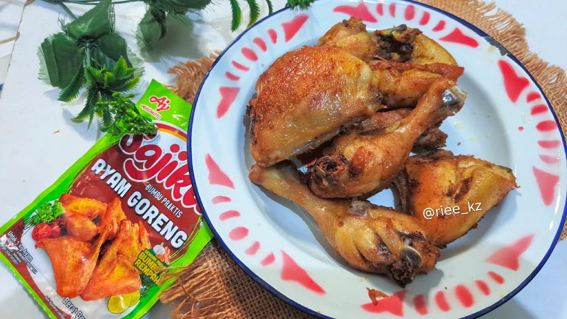 Ayam goreng sajiku 