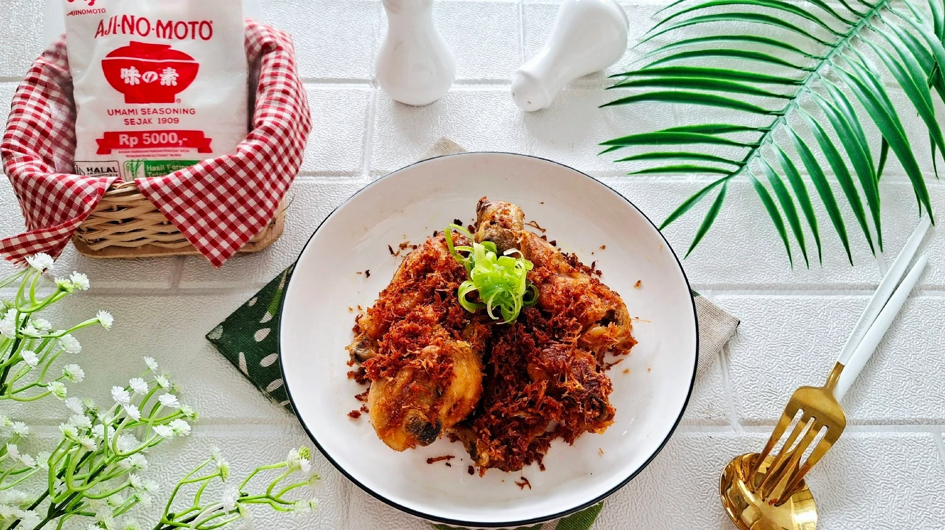 Ayam Goreng Serundeng ala Ajinomoto