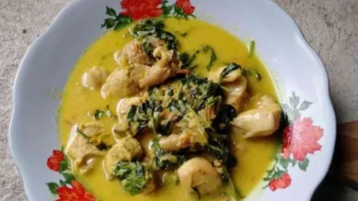 Ayam kemangi kuah santan