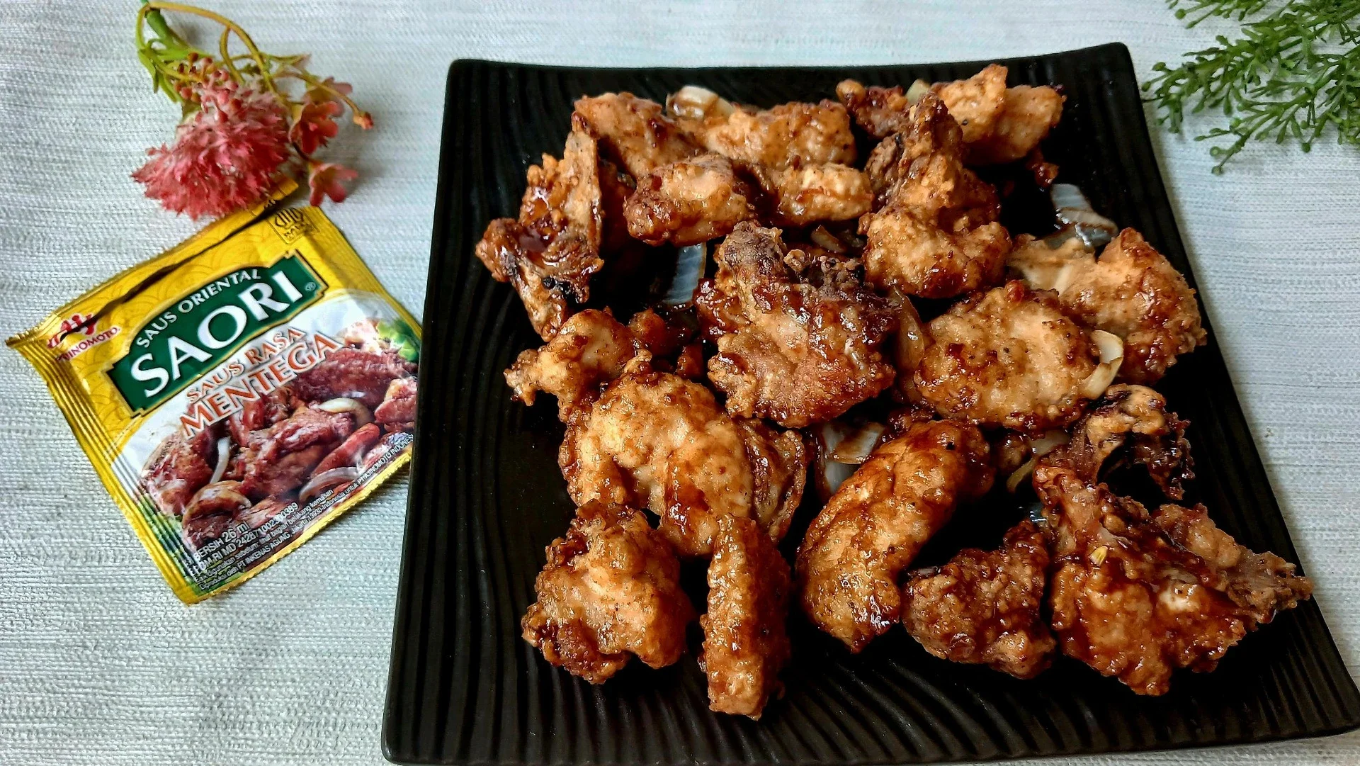 Ayam Krispi Saus SAORI Mentega