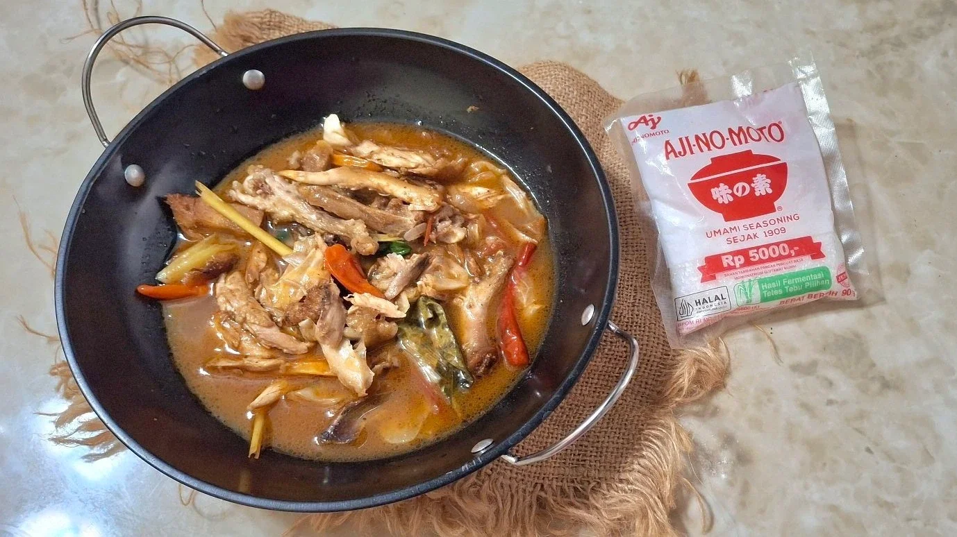 Ayam Kuah Pedas Manis ala Ajinomoto