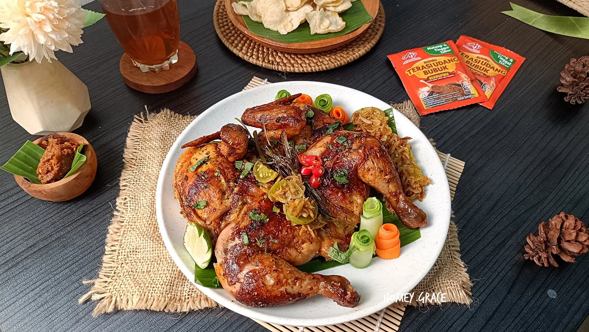 Ayam Oven Bumbu Rempah dengan Tumis Tomat Rebon