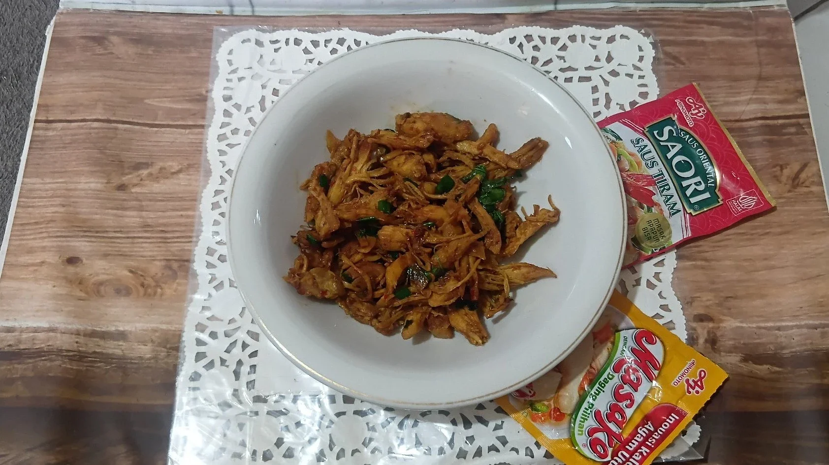 Ayam Suirr kemangi ala Saori Saos Tiram 