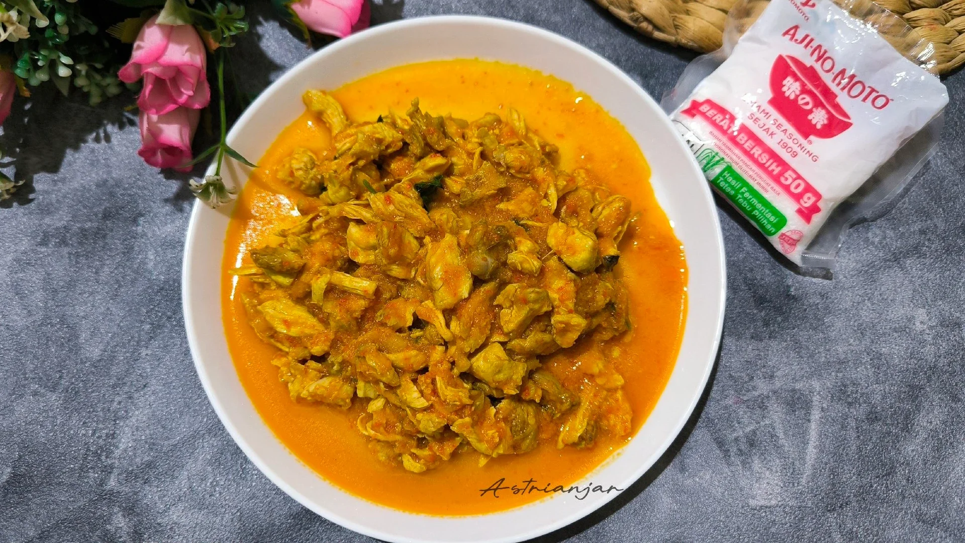 Ayam Suwir Pedas Kemangi 