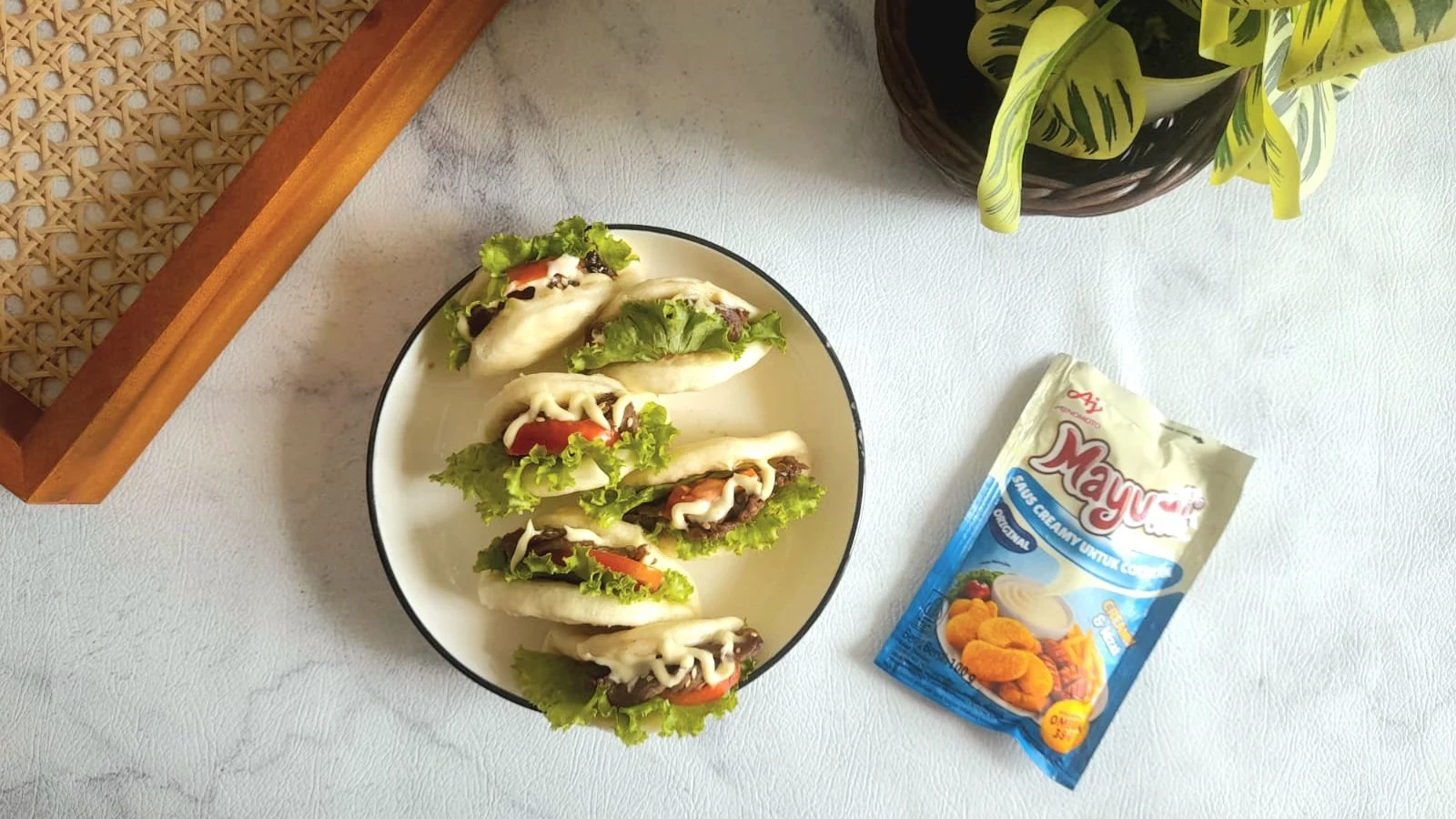 Bakpao Lipat Isi Daging Slice