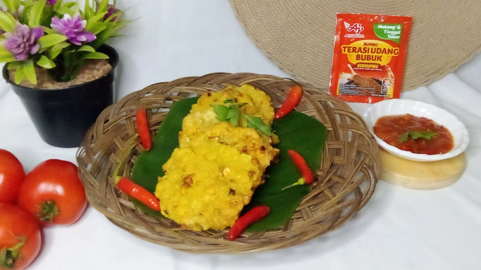 Bakwan Jagung Sambal Terasi 