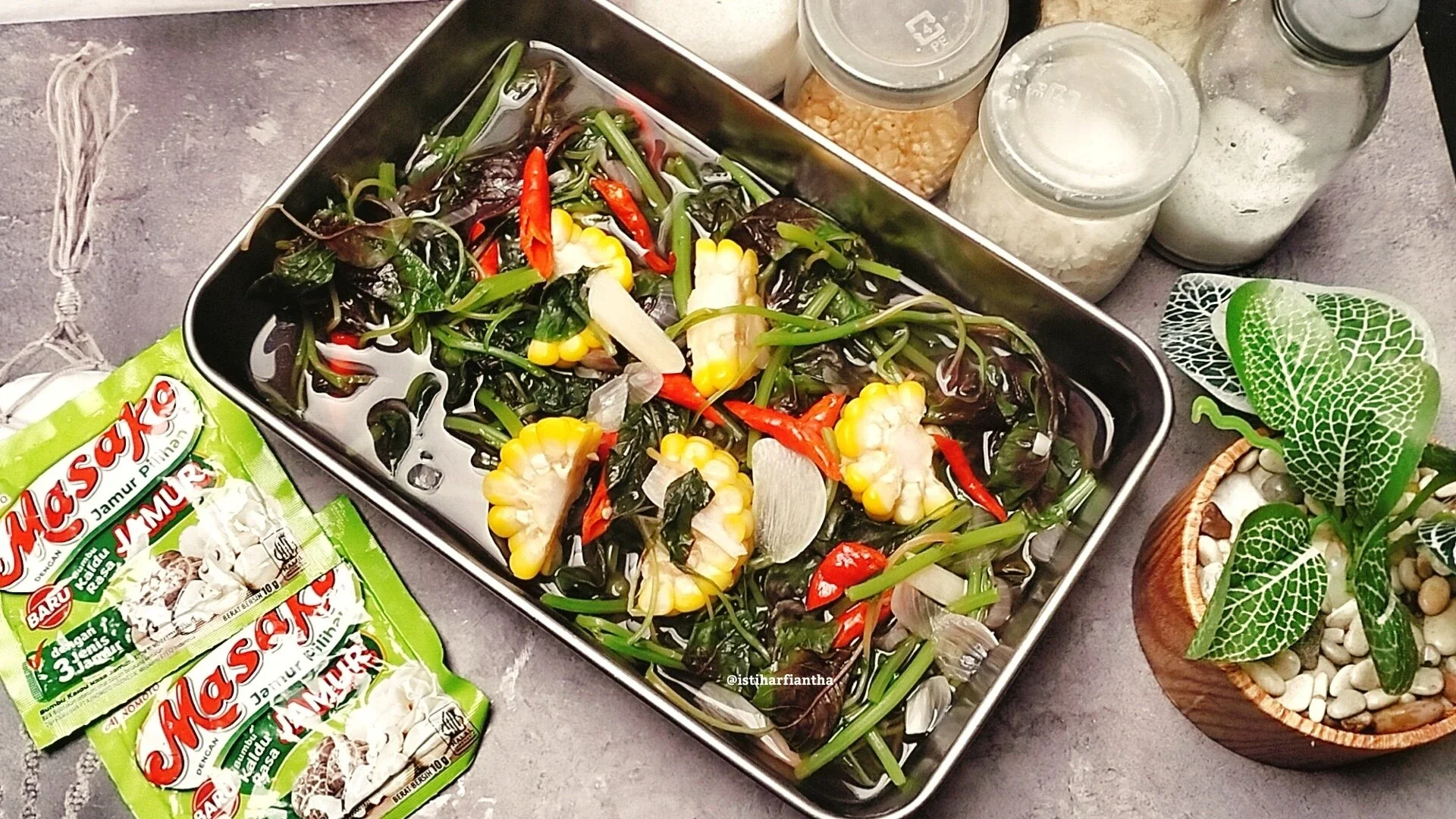 Bening Bayam Merah Jagung Kaldu Jamur