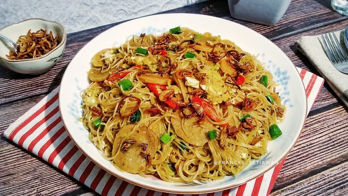Bihun Goreng Sosis Bakso