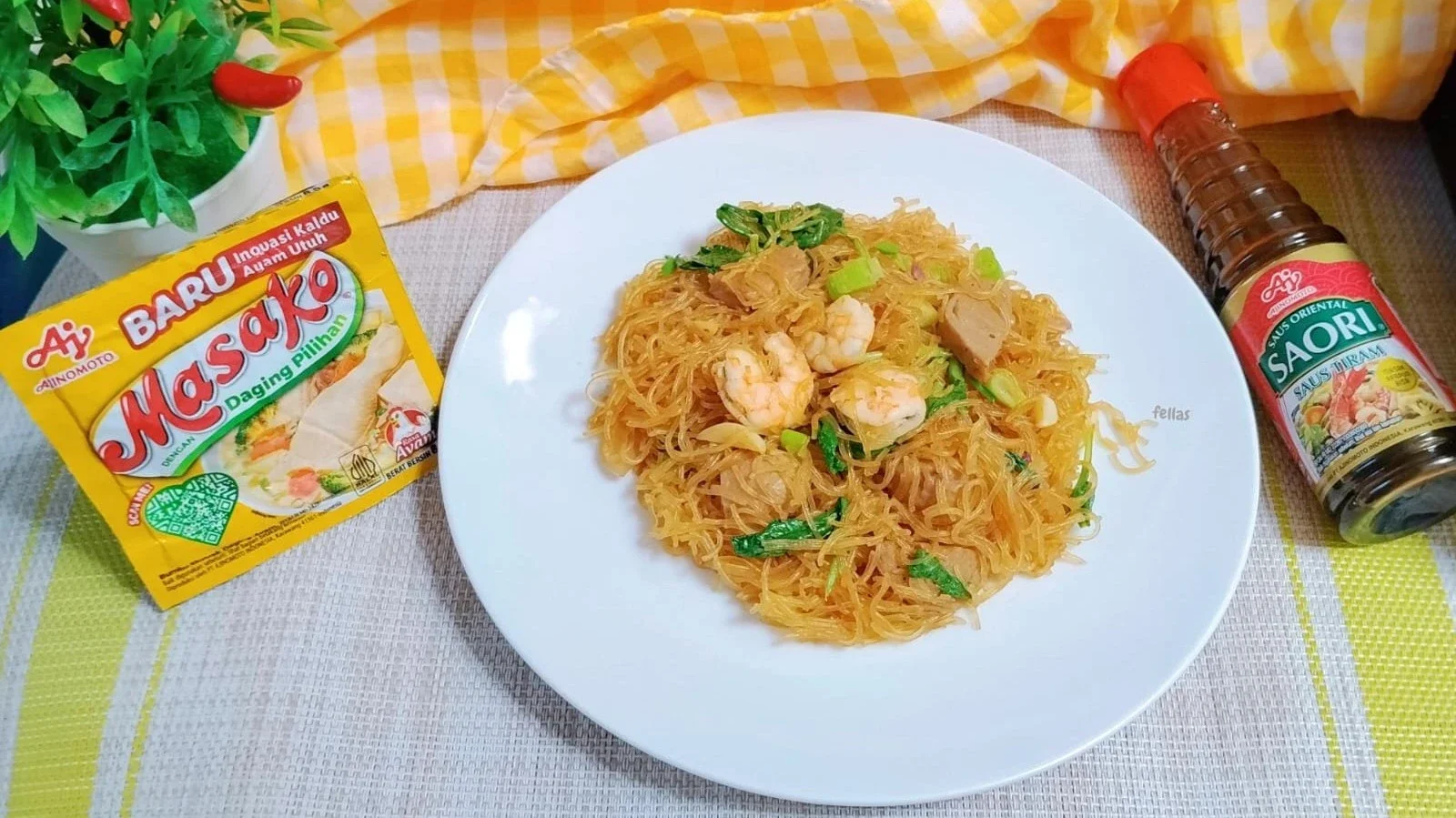 Bihun Goreng Udang Bakso