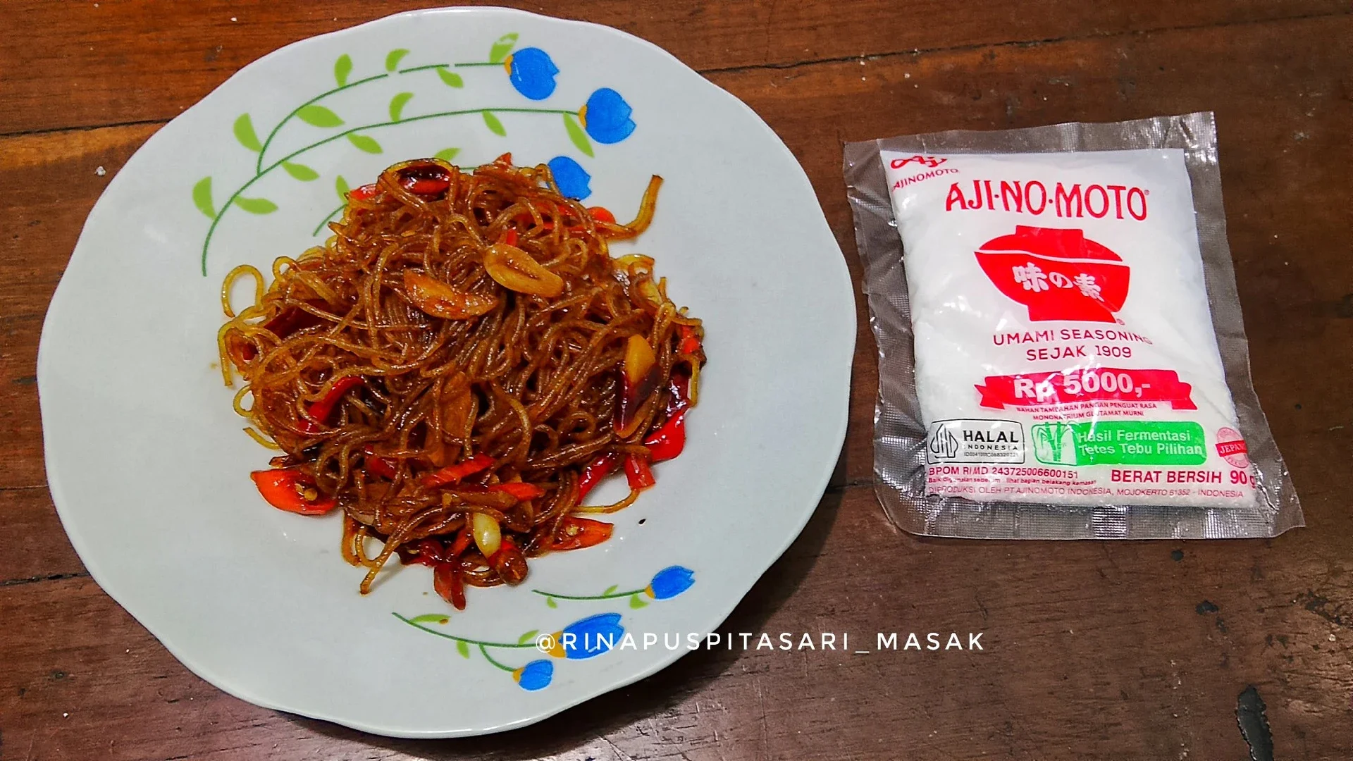 Bihun Kecap Pedas ala AJI-NO-MOTO®