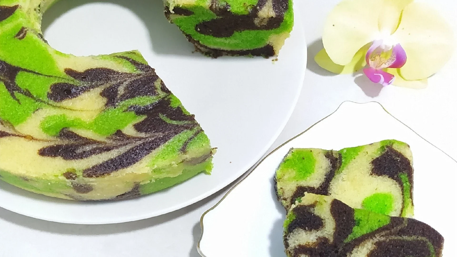 Bolu Kukus Ekonomis Pandan Vanila Mocca