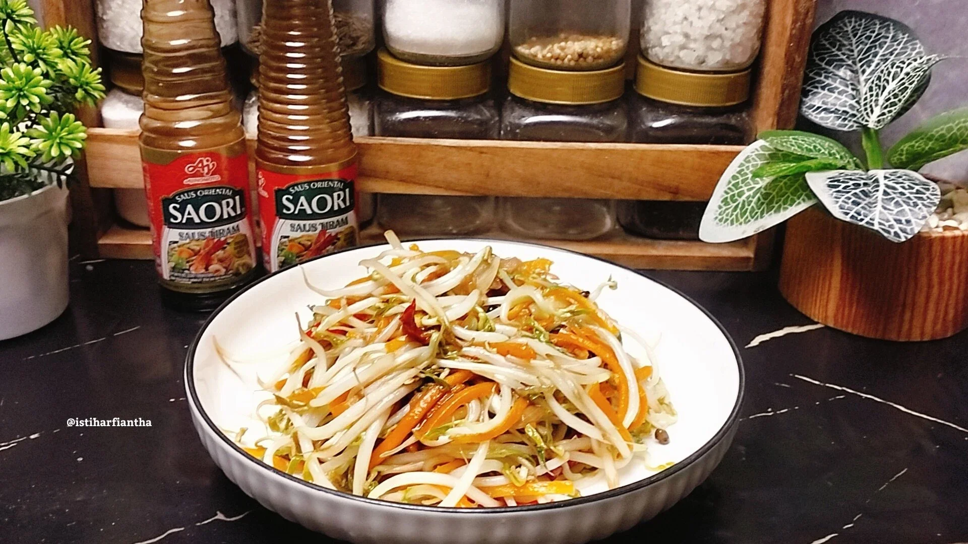 Cah Tauge Wortel Saus Tiram ala SAORI®