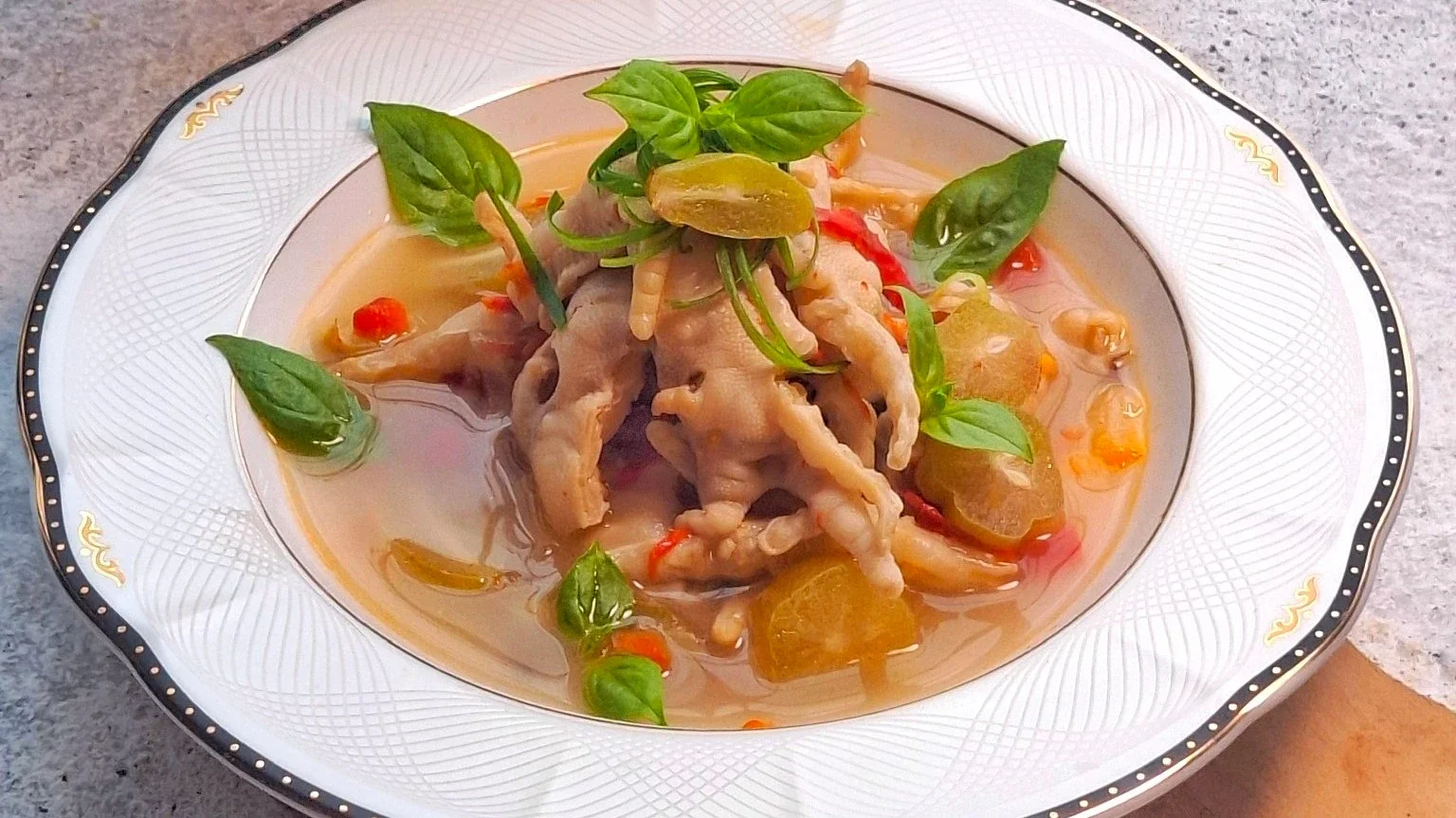 Ceker Ayam Kesrut Khas Banyuwangi