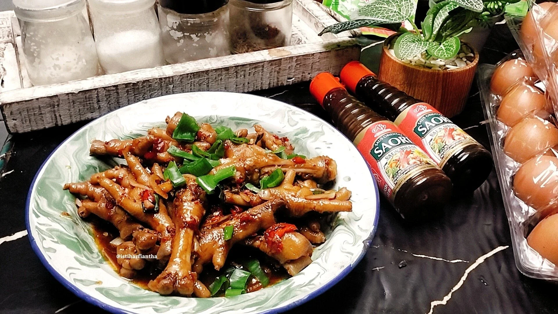 Ceker Manis Pedas Bumbu Saori® Saus Tiram