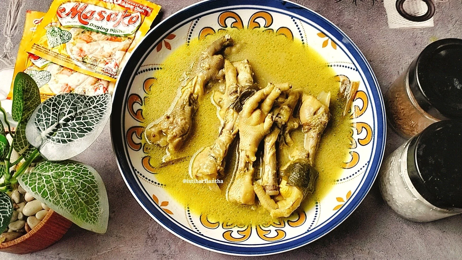 Ceker Santan Kuning