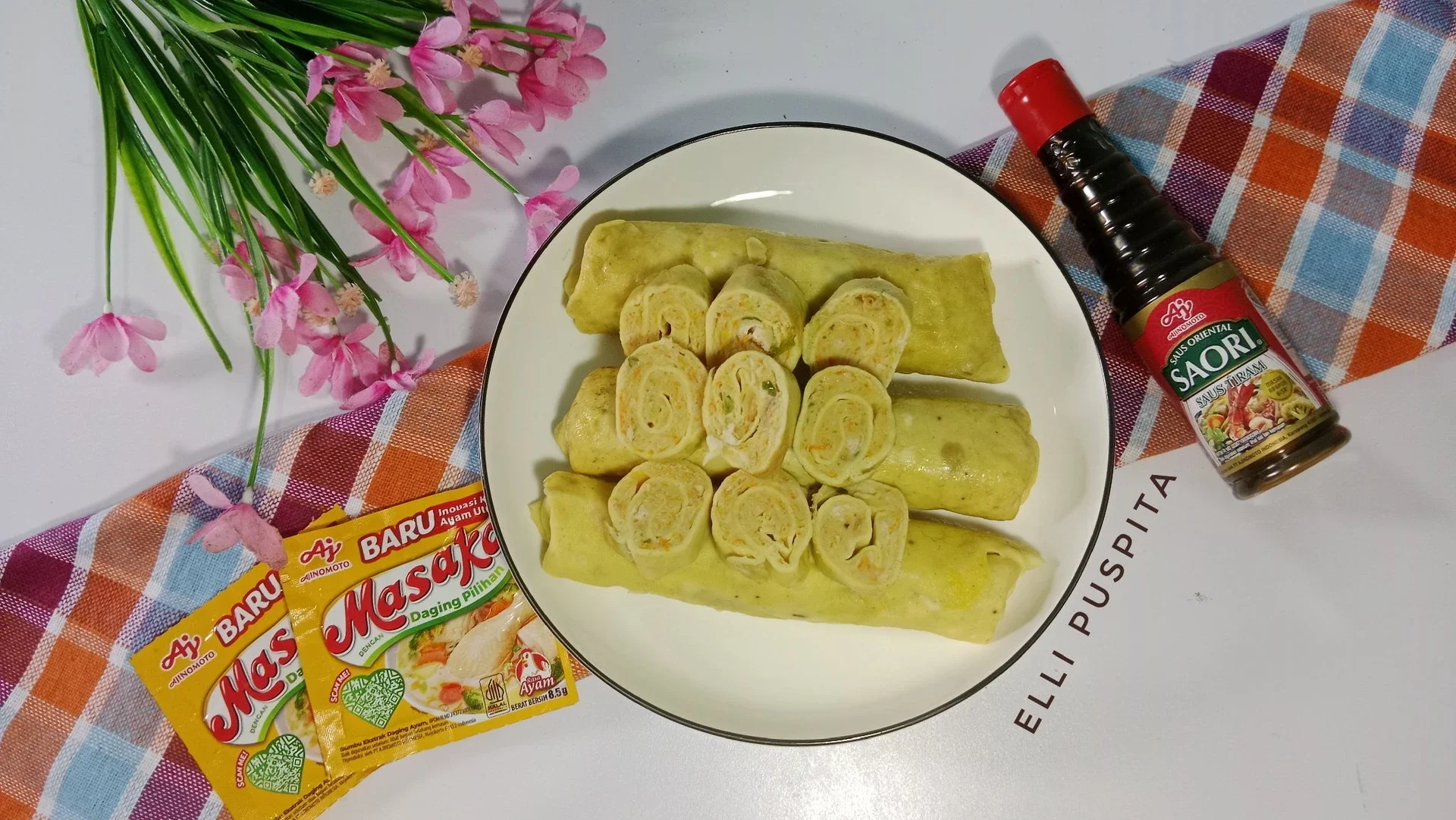 Chicken egg roll