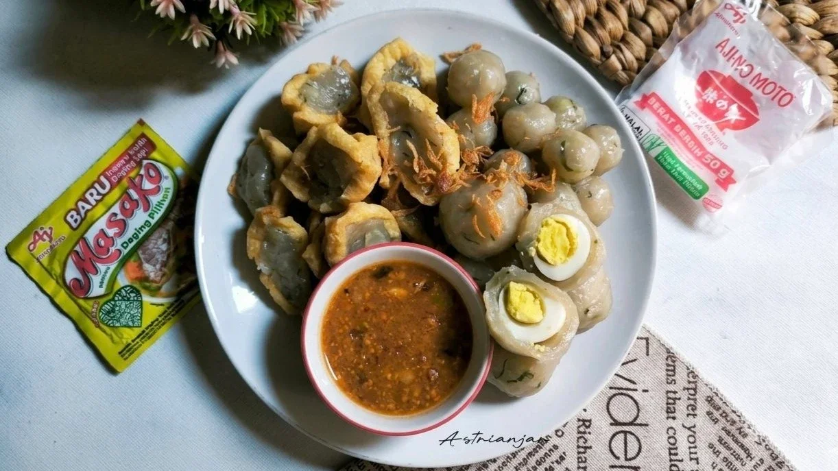 Cilok Aci Isi Telur Puyuh 