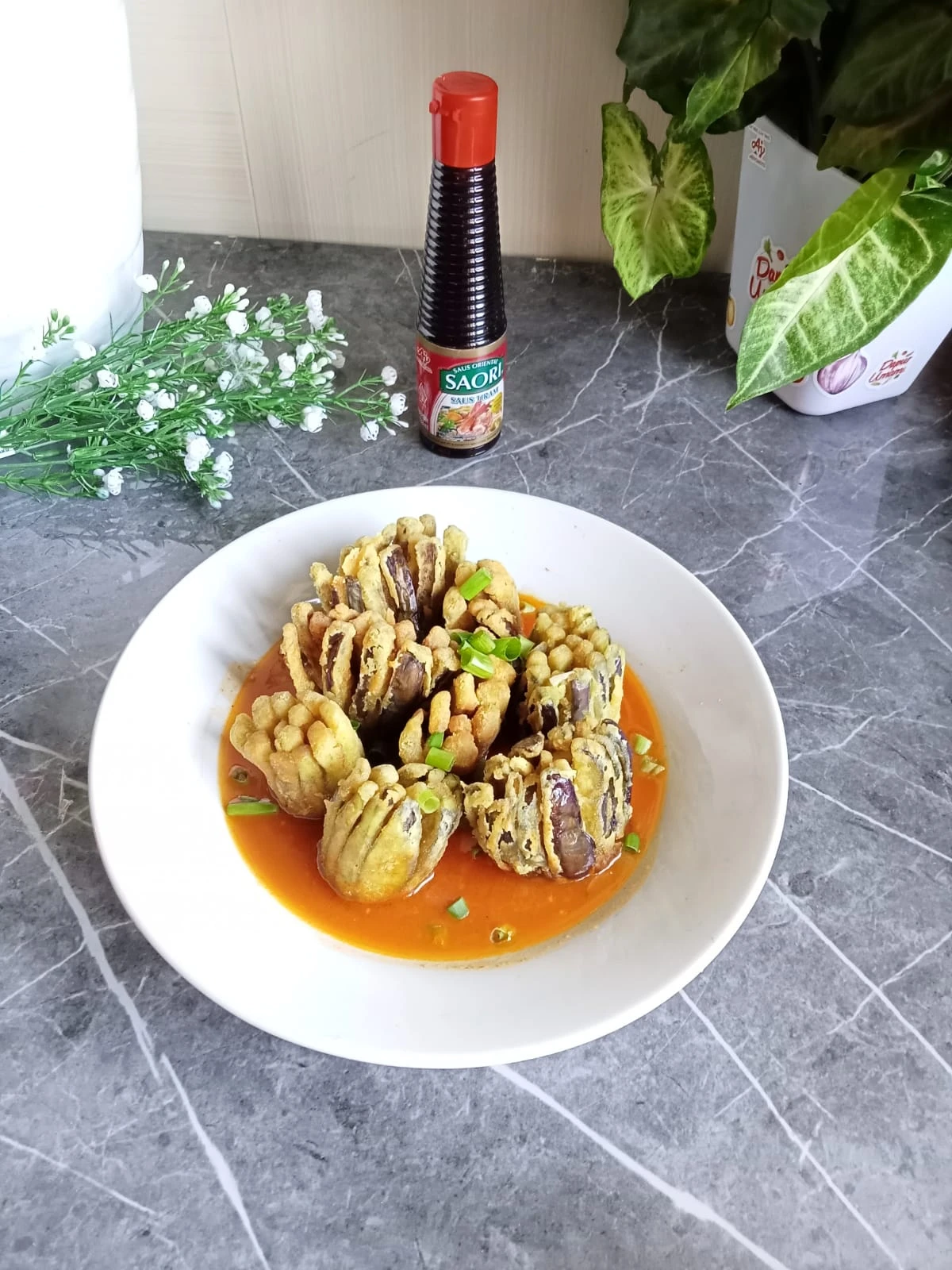 Crispy Terong Siram Kental Saori ®