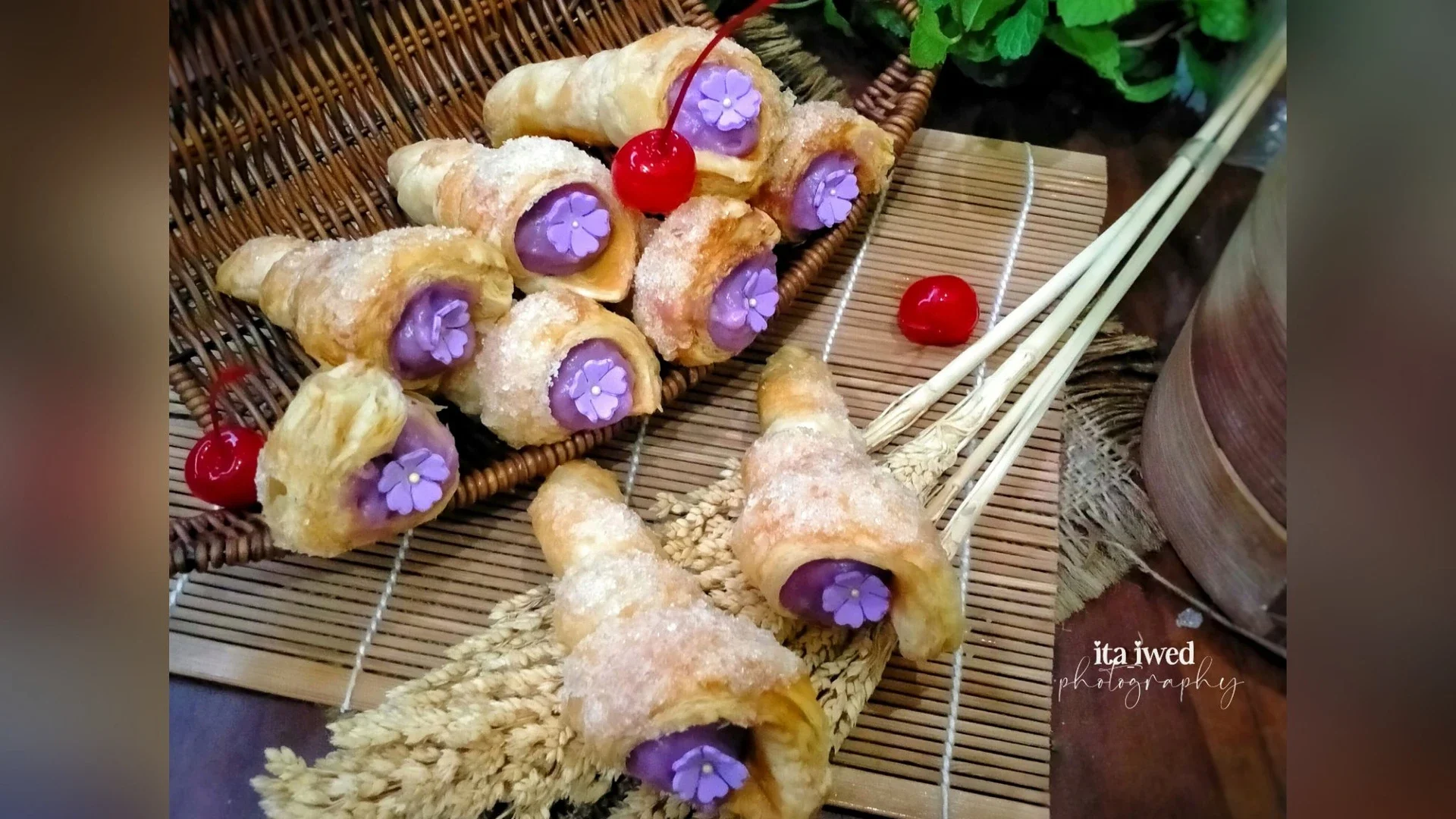 Cumcum isi Vla Taro