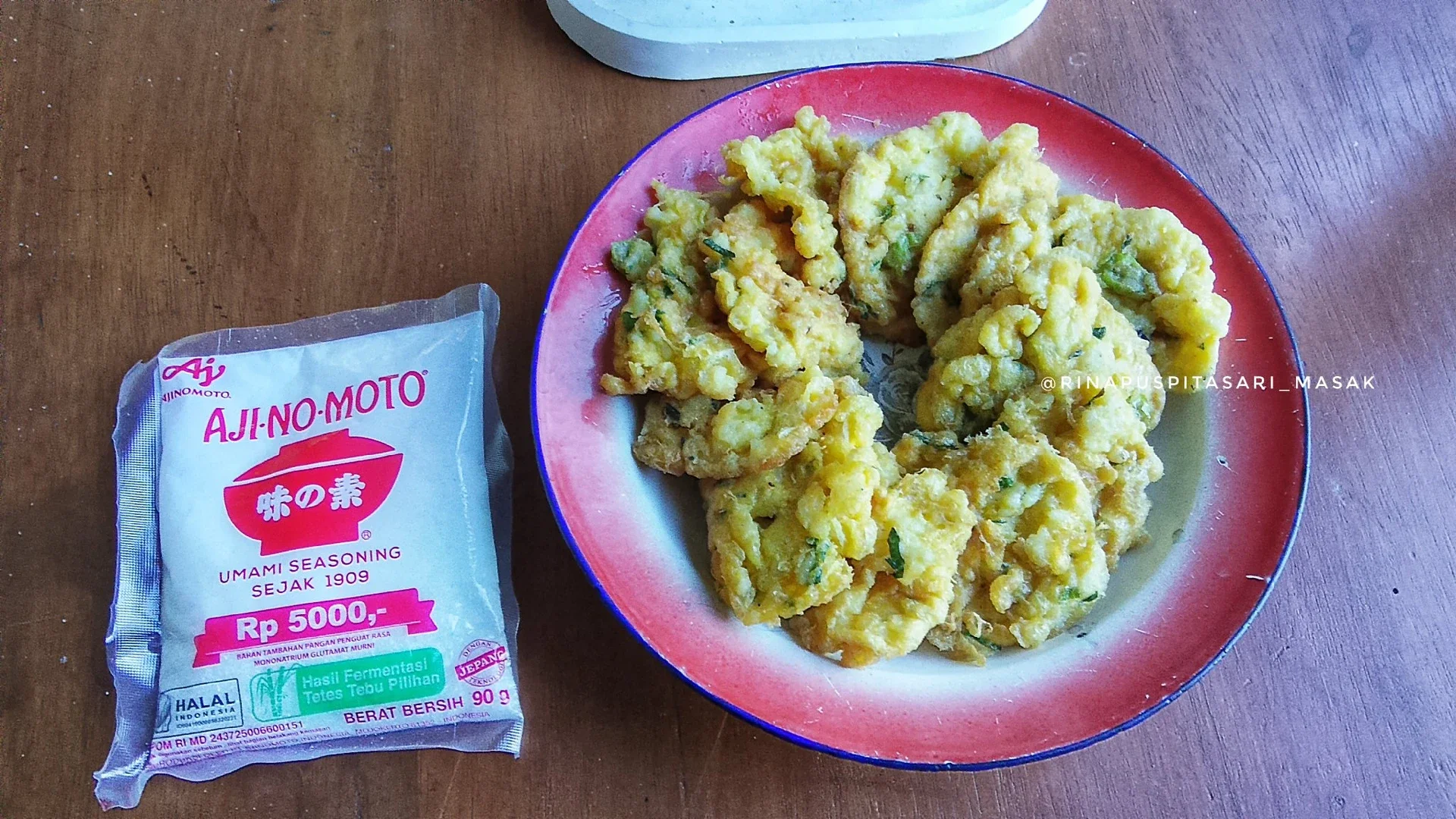 Dadar Telur Nasi ala AJI-NO-MOTO®