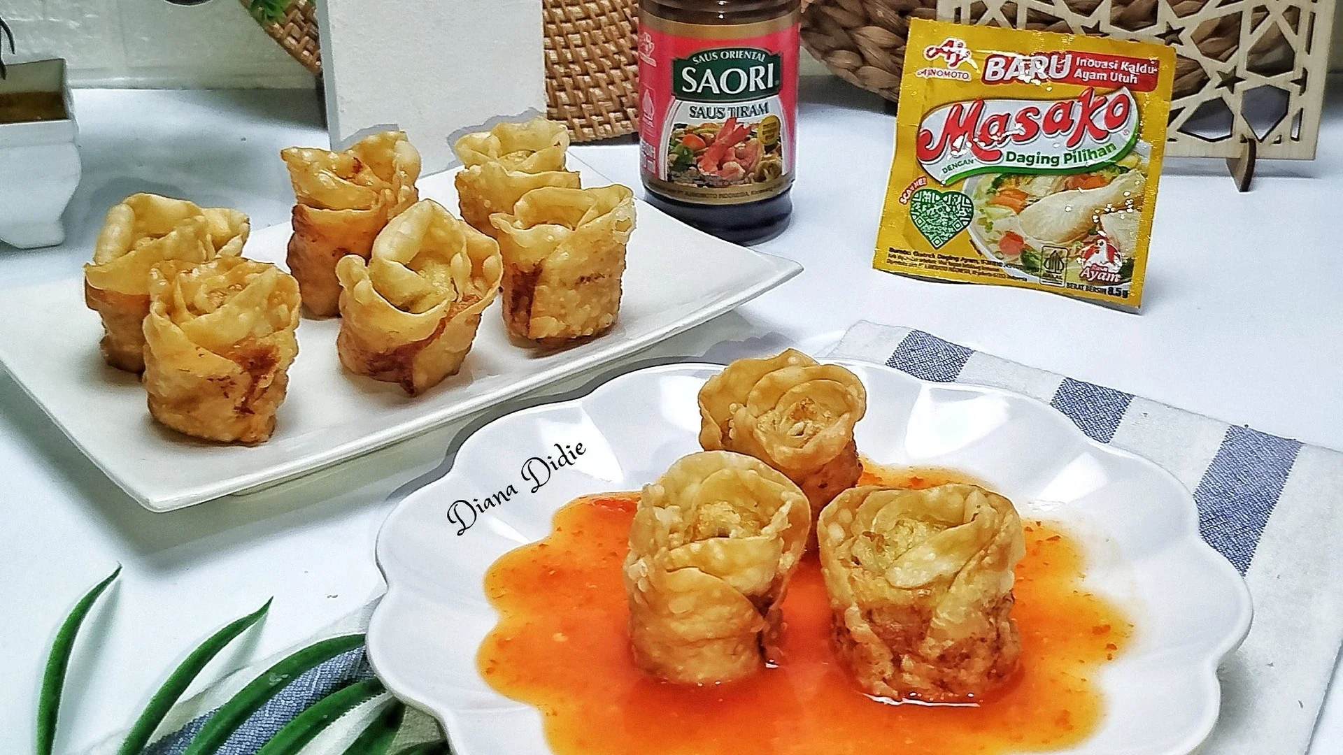 Dimsum Goreng Dengan Saus Pedas Manis Asam