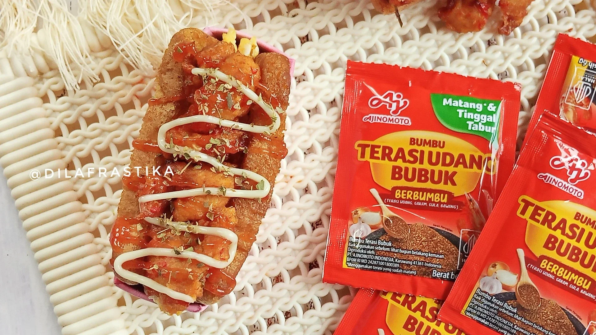 Egg Drop Sandwich topping Ayam Terasi Daun Jeruk #NikmatTanpaDrama #AjinomotoTerasiUdang 