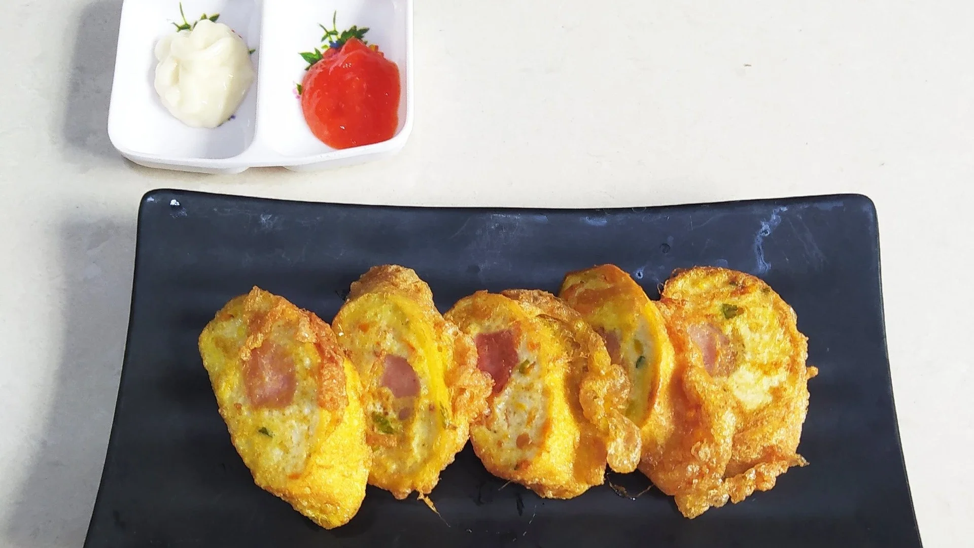Egg Roll Tahu Sosis (Rolade Tahu Sosis)