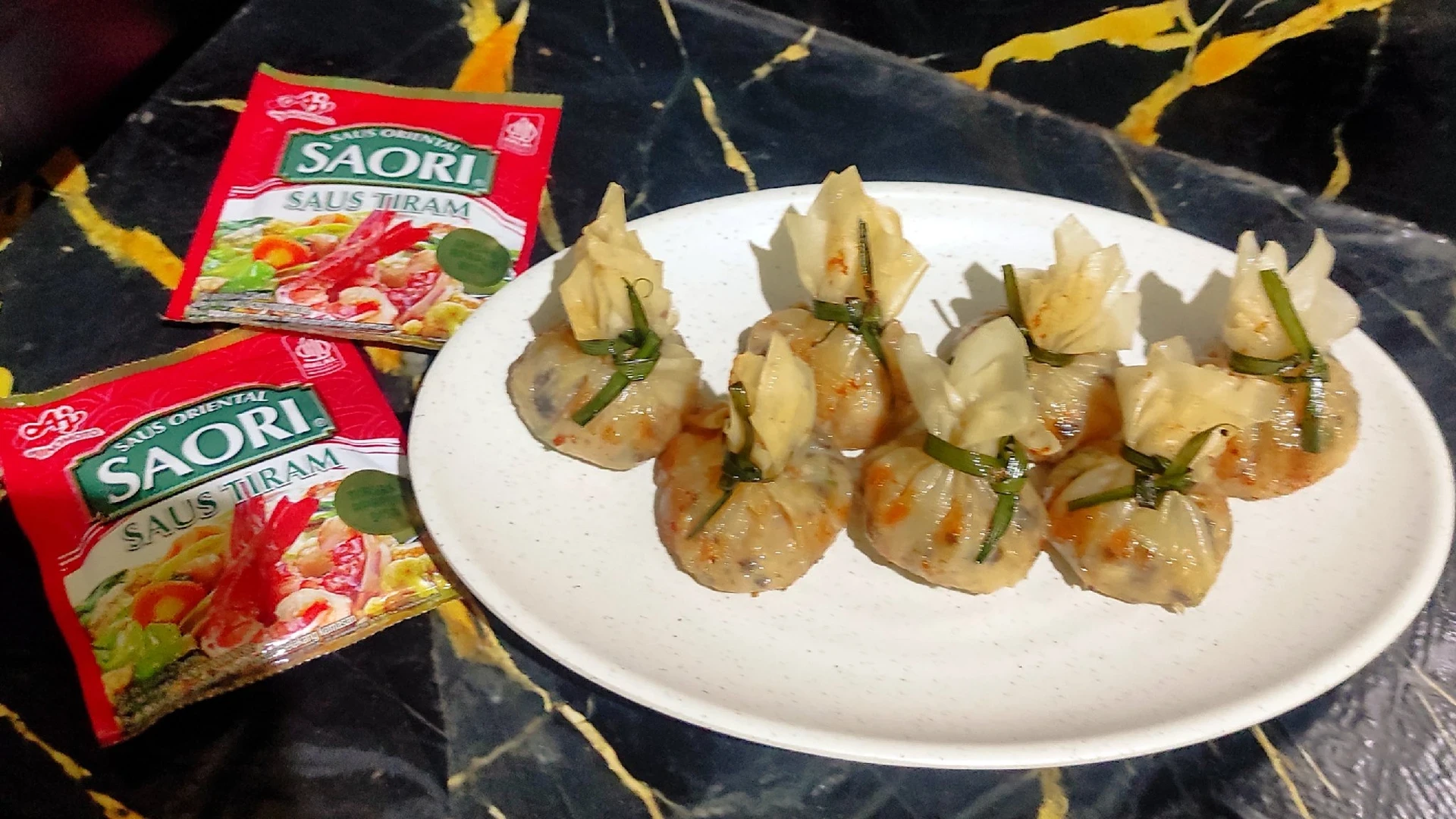 Ekado Ayam Udang Saori