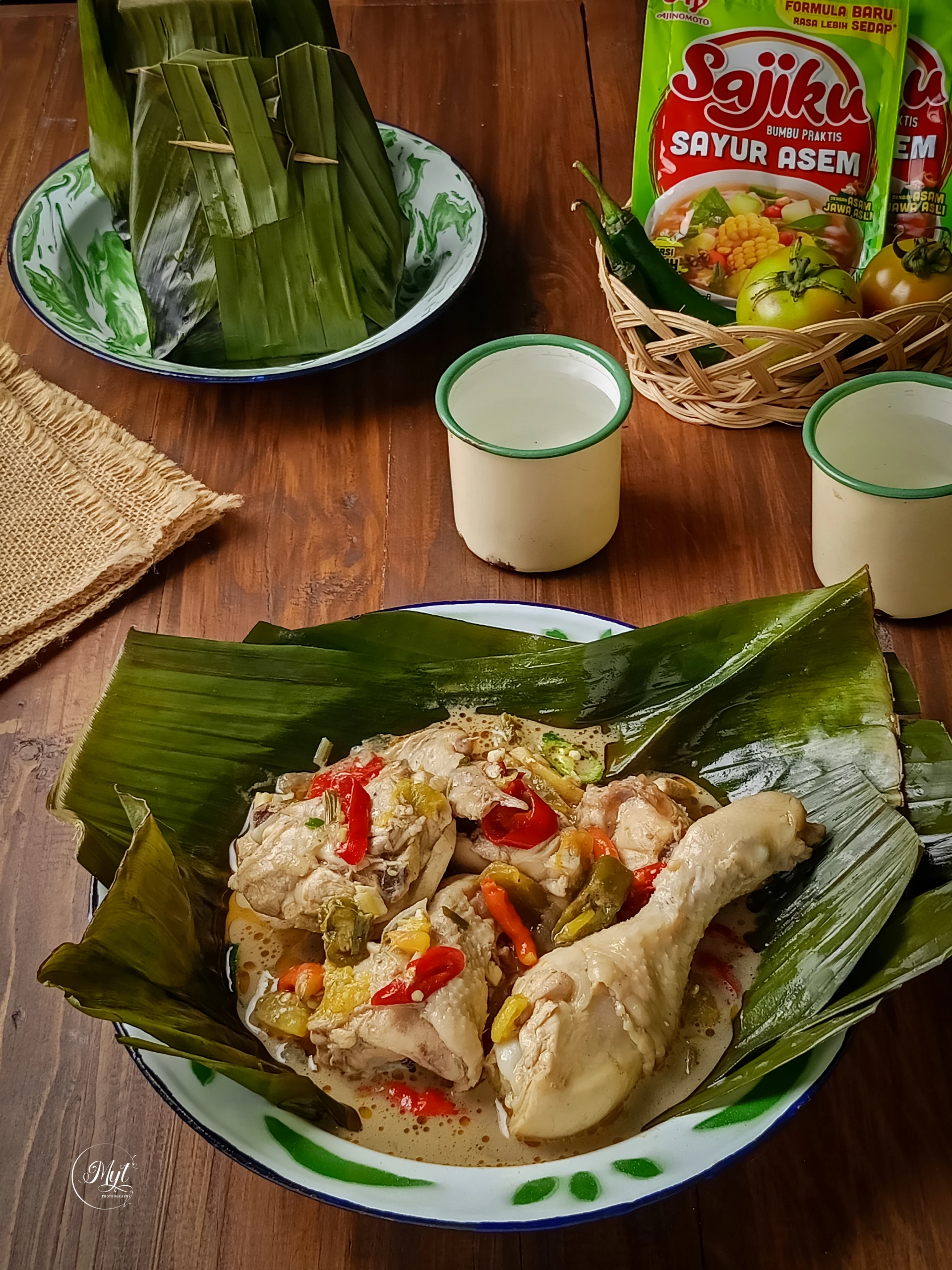 Garang Asem Ayam Santan