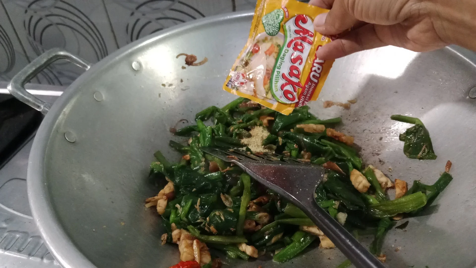 Langkah 4
