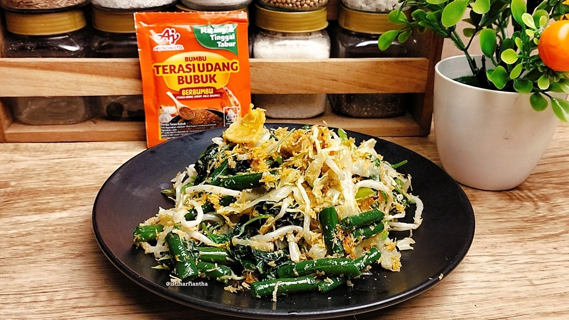 Gudangan ala Terasi Udang AJI-NO-MOTO®