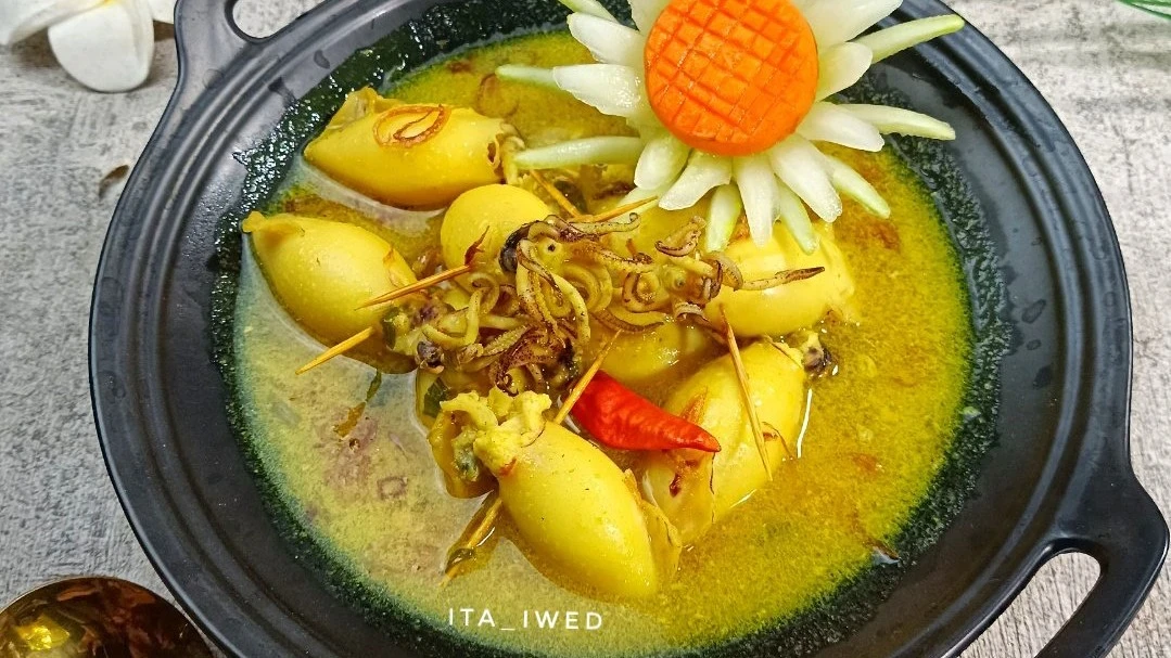 Cumi Bumbu kuning