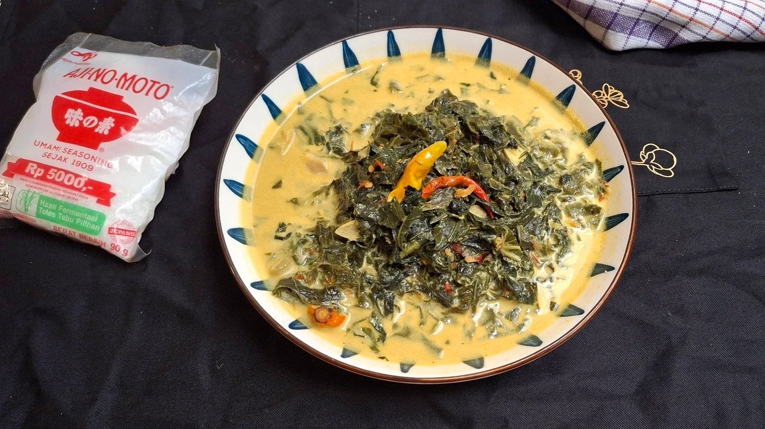 Gulai Daun Singkong Pedas ala Ajinomoto