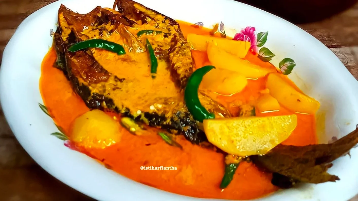 Gulai Ikan Asap Kentang ala AJI-NO-MOTO®