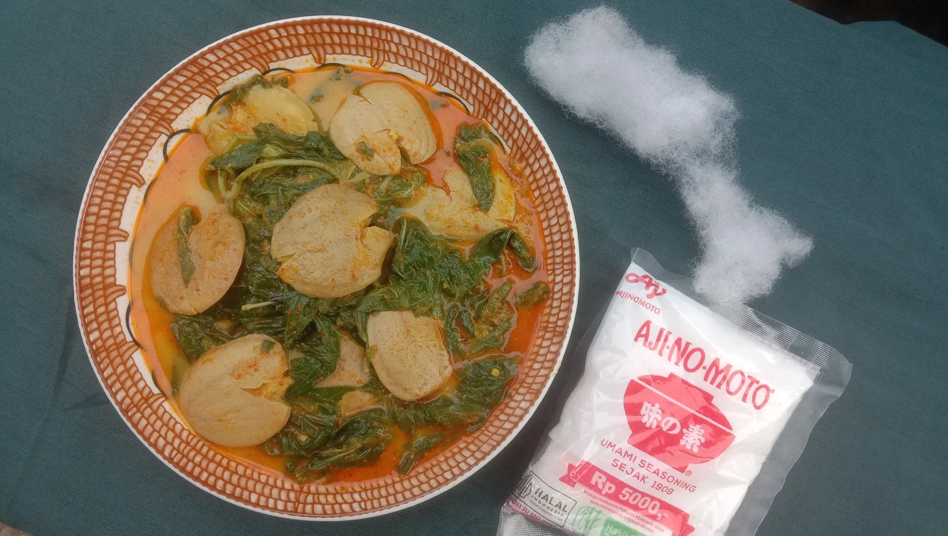 GULAI JENGKOL PUCUK UBI