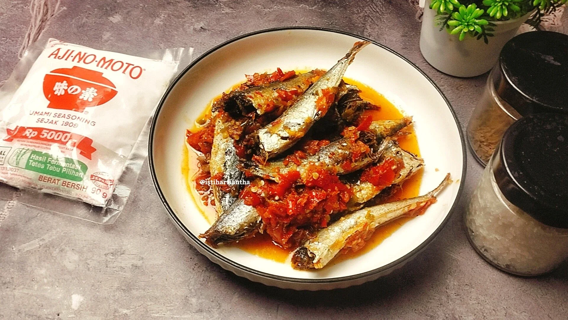 Ikan Asin Rebus Sambal