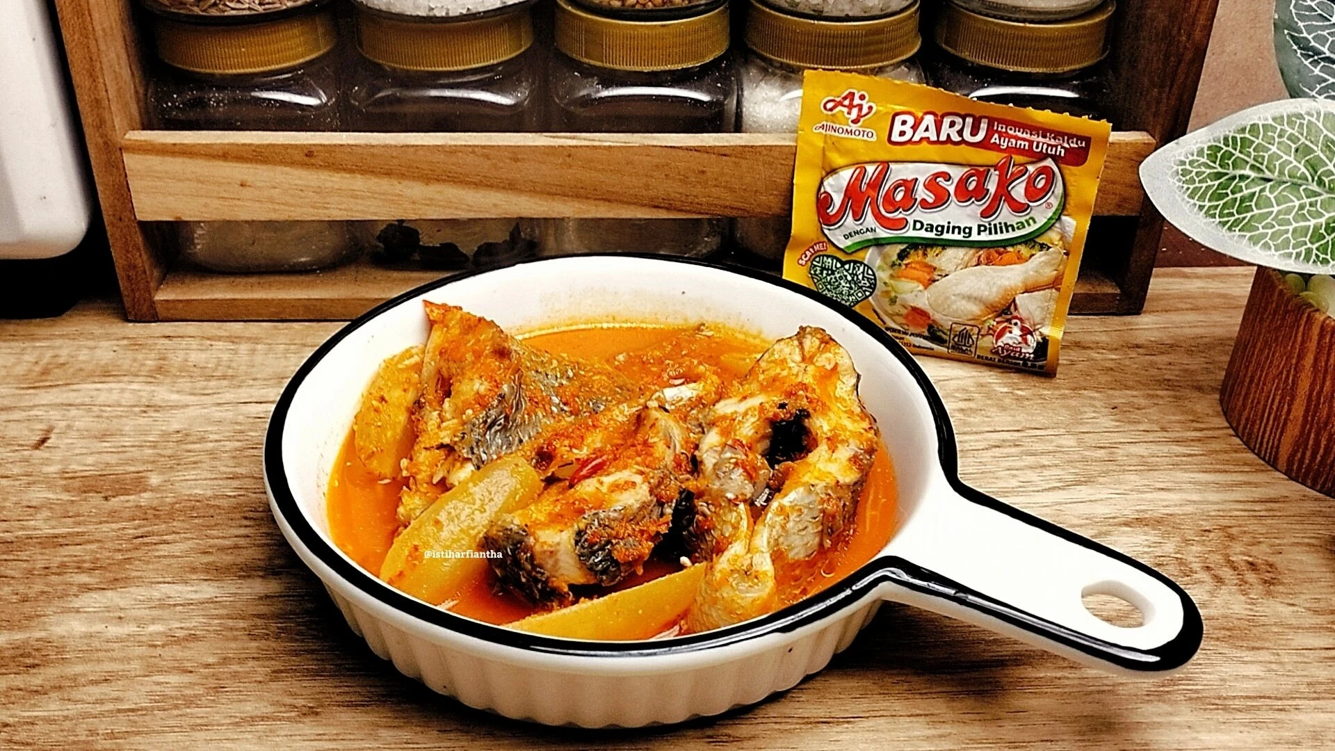 Ikan Nila Kuah Pedas Asam Belimbing ala MASAKO®
