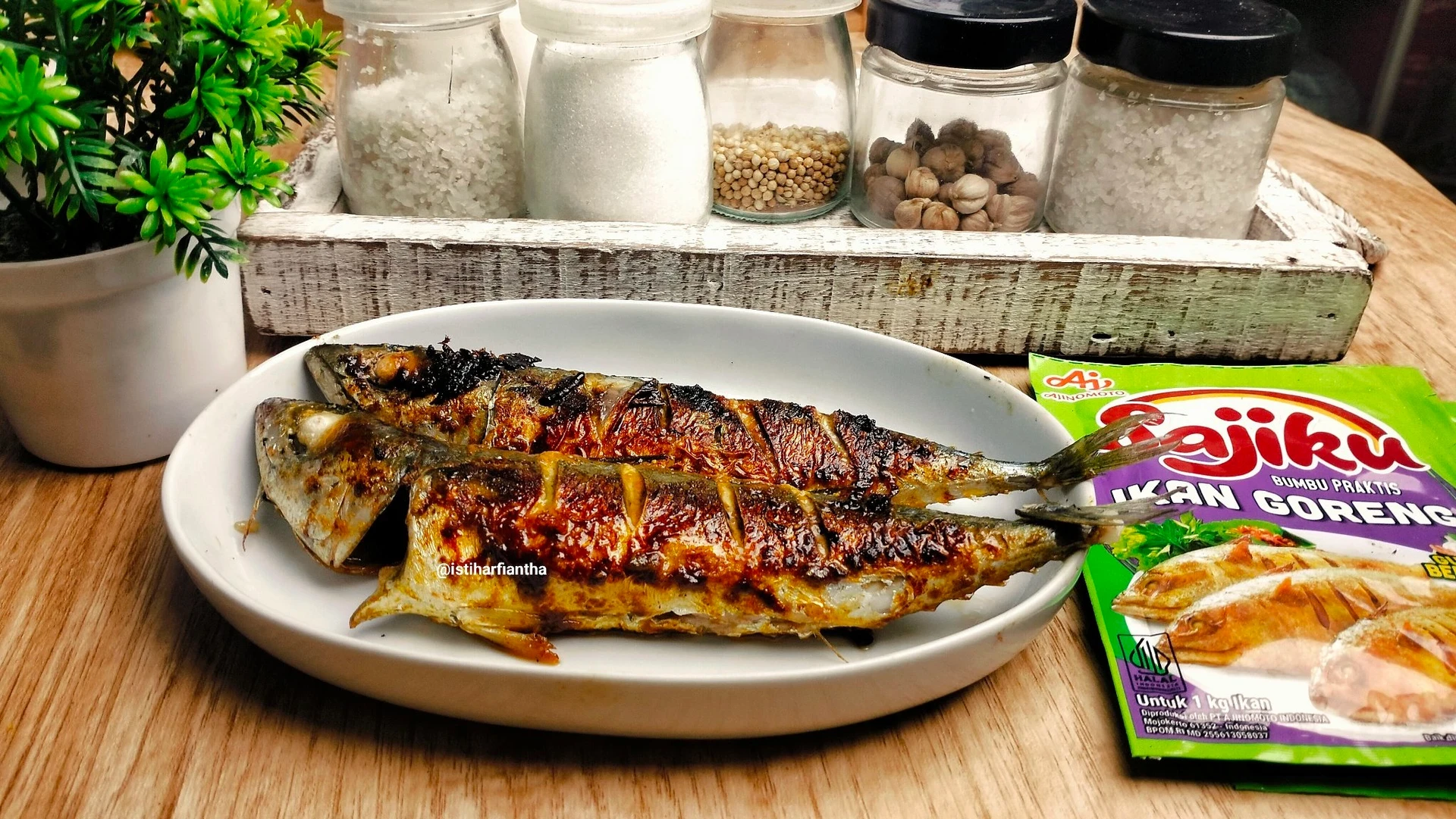 Ikan Panggang Bumbu Sajiku Sat Set