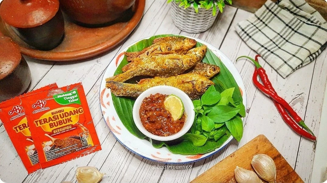 Ikan Wader Krispi Sambal Terasi