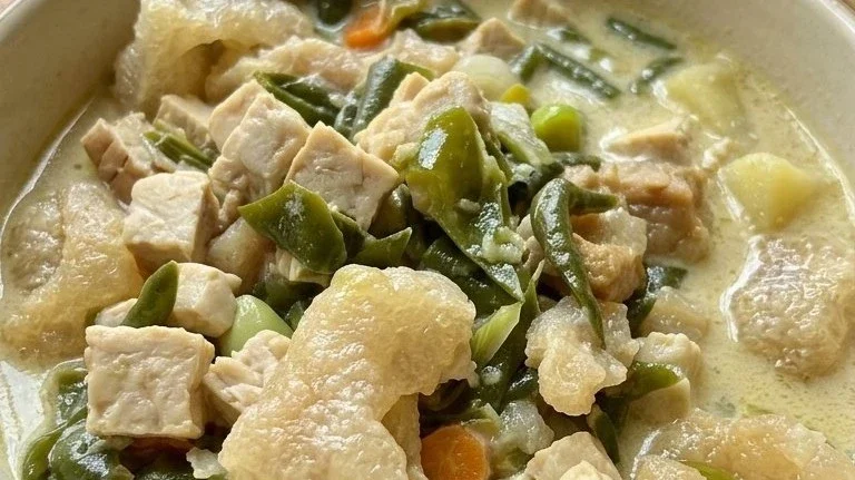 Jangan Lombok ijo ndeso ( sayur lombok ijo )