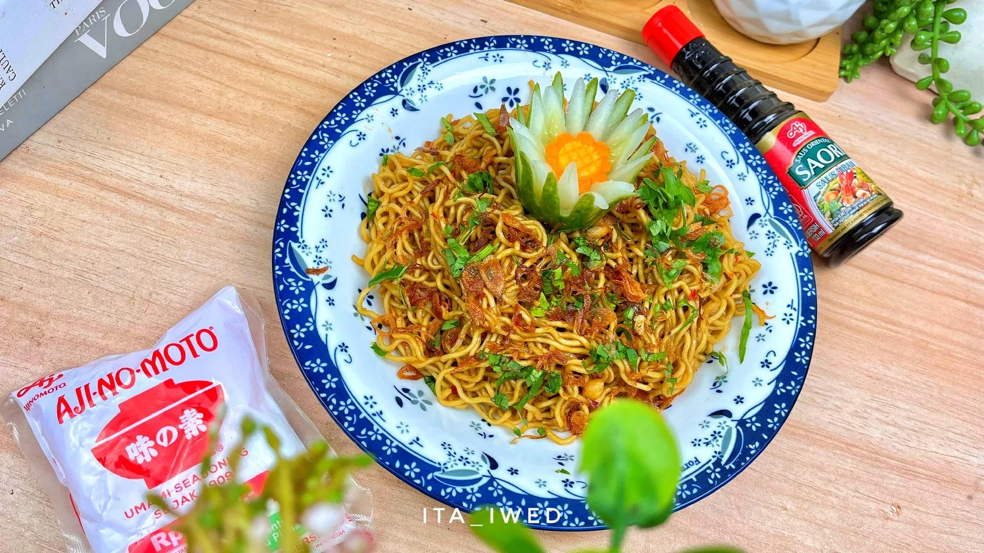 #JelajahMieNusantara... Mie Goreng Gerobak Khas Jember