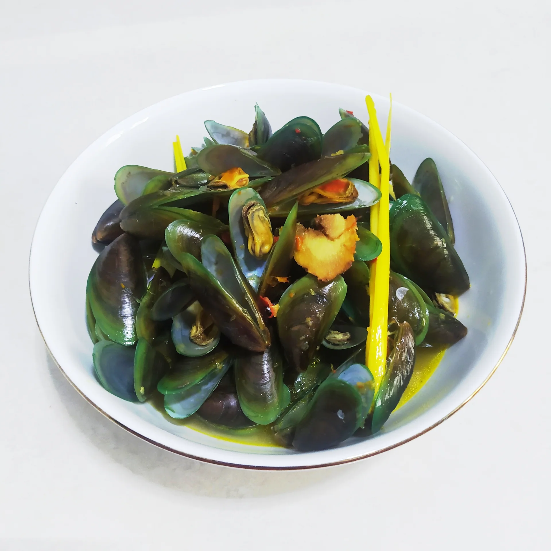 Kerang Hijau Kuah Kuning
