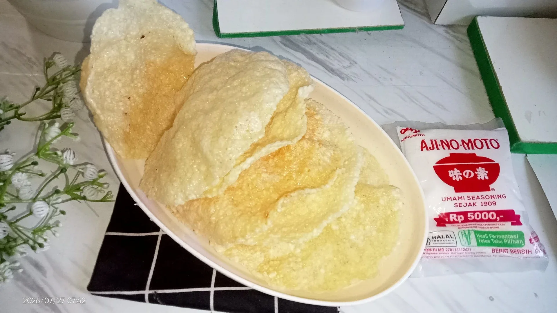 kerupuk Nasi 