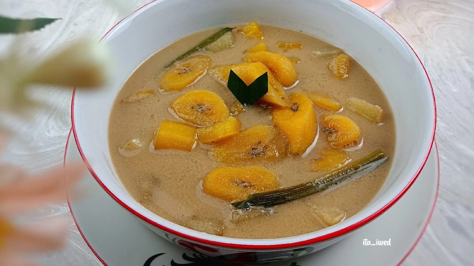 Kolak Pisang Manis Gurih 